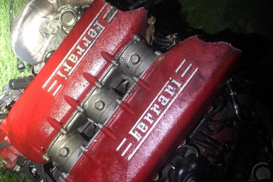 Авария Ferrari: машину разорвало, голову не нашли, названо имя водителя (ФОТО)