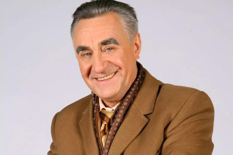 Анатолий Васильев. Анатолий Васильев.
